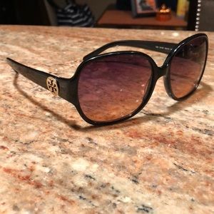 Tory Burch Sunglasse